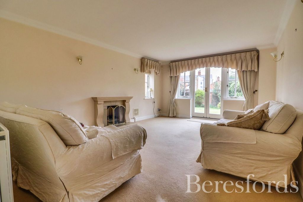 Property photo 2 of 29 Picture No. 39