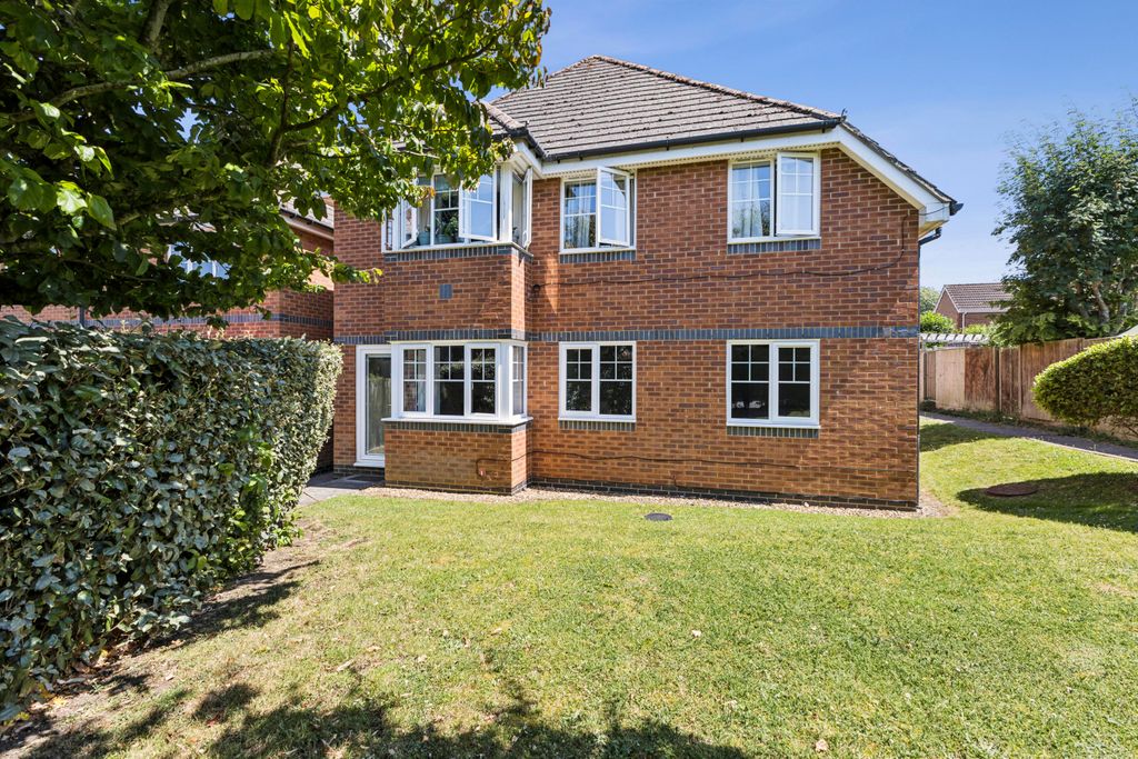 Property photo 1 of 12