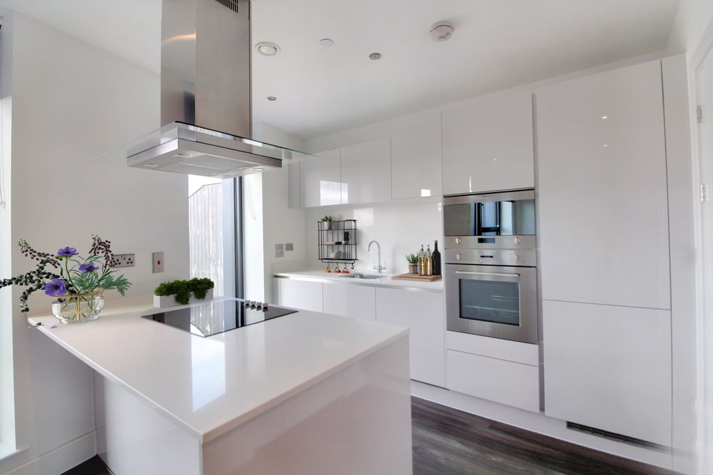 Property photo 2 of 14 110 Living Vhs