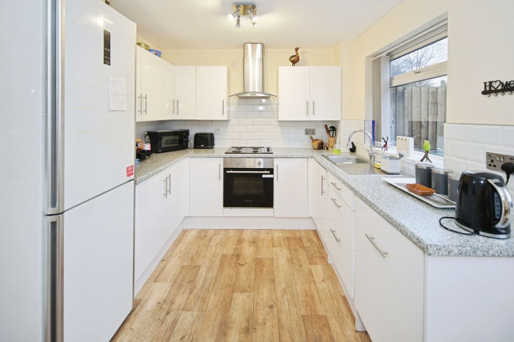 Property photo 3 of 13 Pbox-Img.Jpg