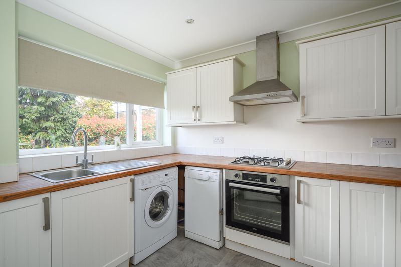 Property photo 3 of 9 Photo 5