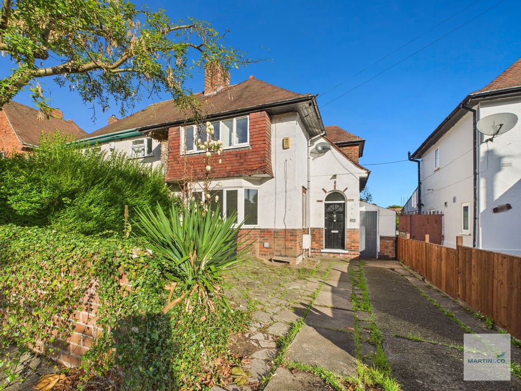 Property photo 1 of 18 Cam03394G0-Pr0366-Still025