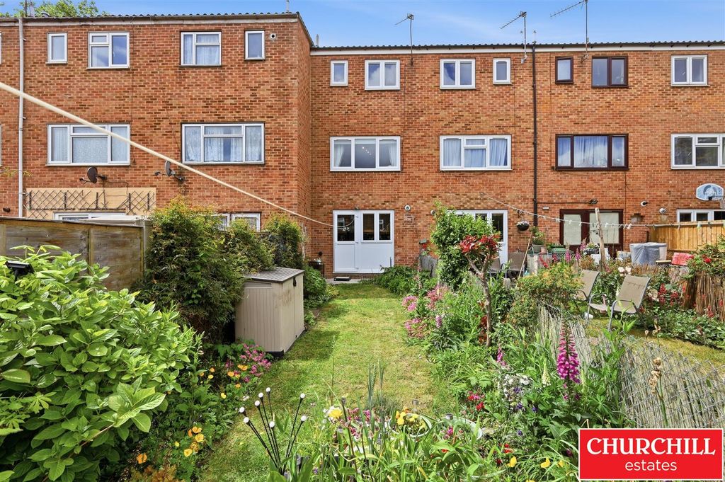 Property photo 3 of 17