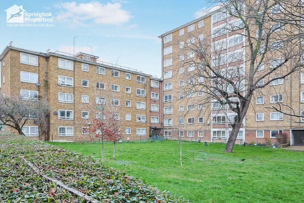 Property photo 1 of 9 Front View