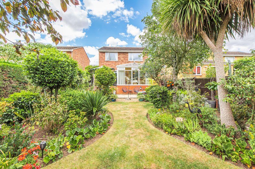 Property photo 3 of 17