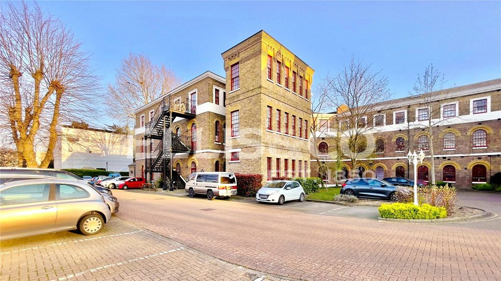 Property photo 2 of 25 Picture No. 09