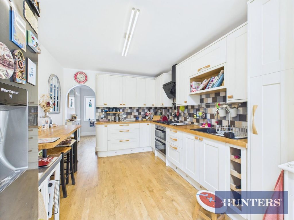 Property photo 3 of 23 Cam05333G0-Pr0188-Still016.Jpg