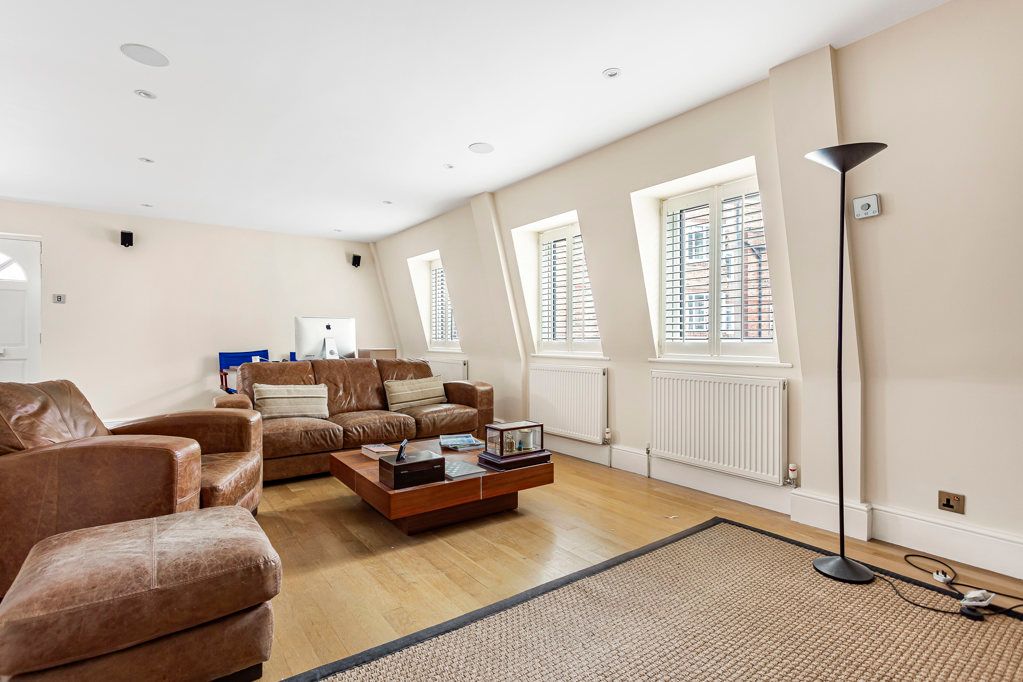 Property photo 2 of 15 Reception Room