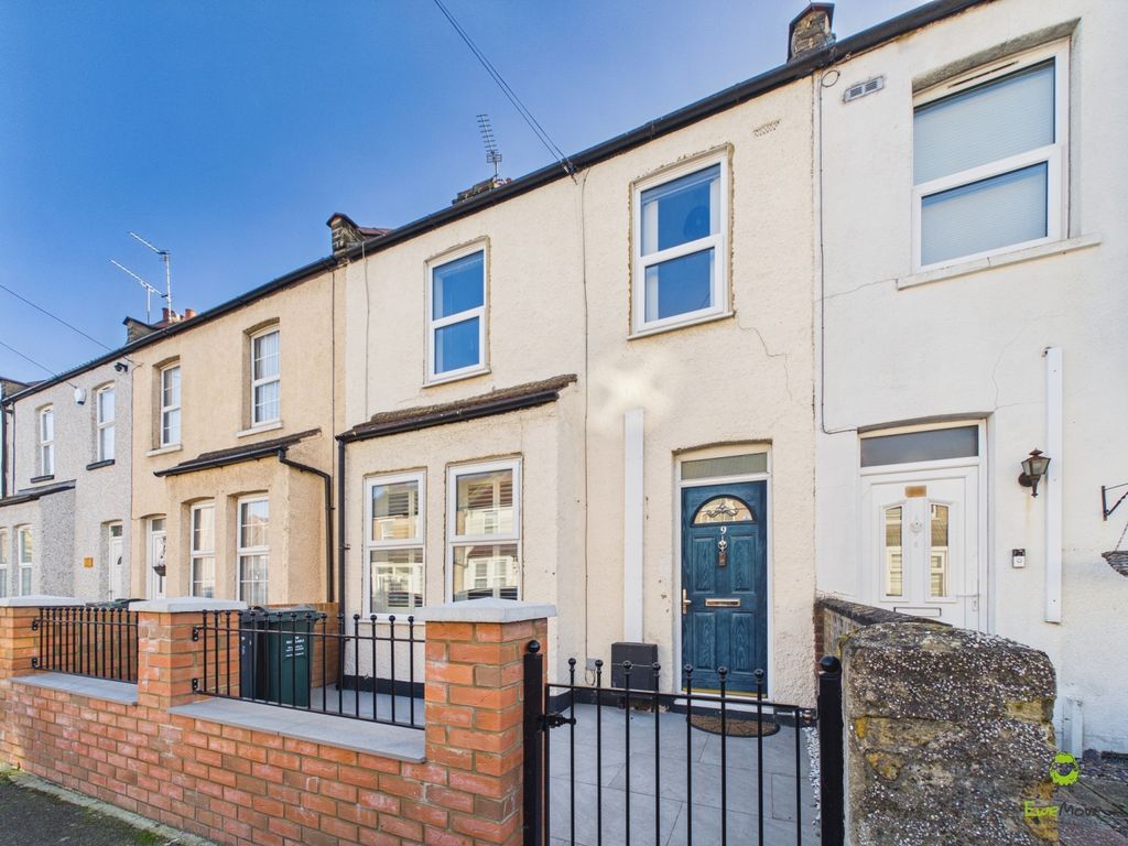 Property photo 1 of 9 Presented By Robert At Ewemove Bexleyheath And Dar