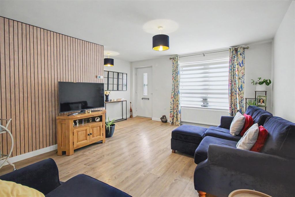 Property photo 3 of 21 Img_8627.Jpg