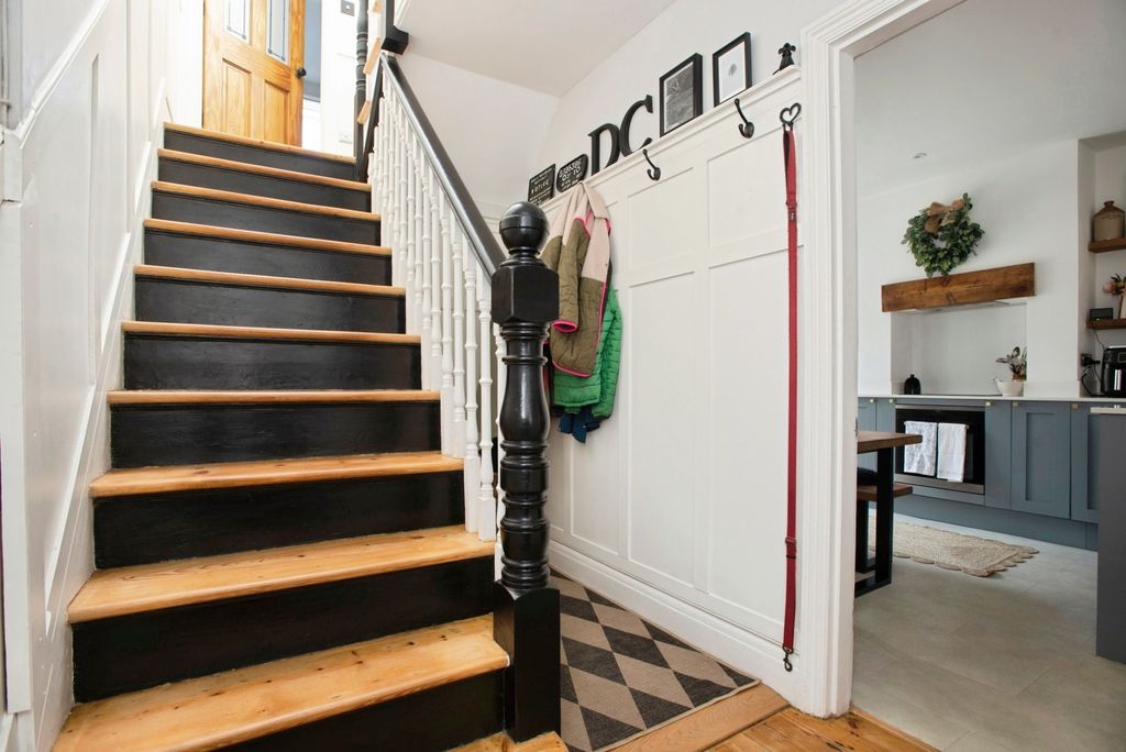 Property photo 3 of 26 Entry Way