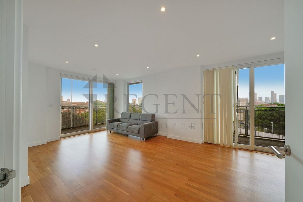 Property photo 1 of 14 (Main)