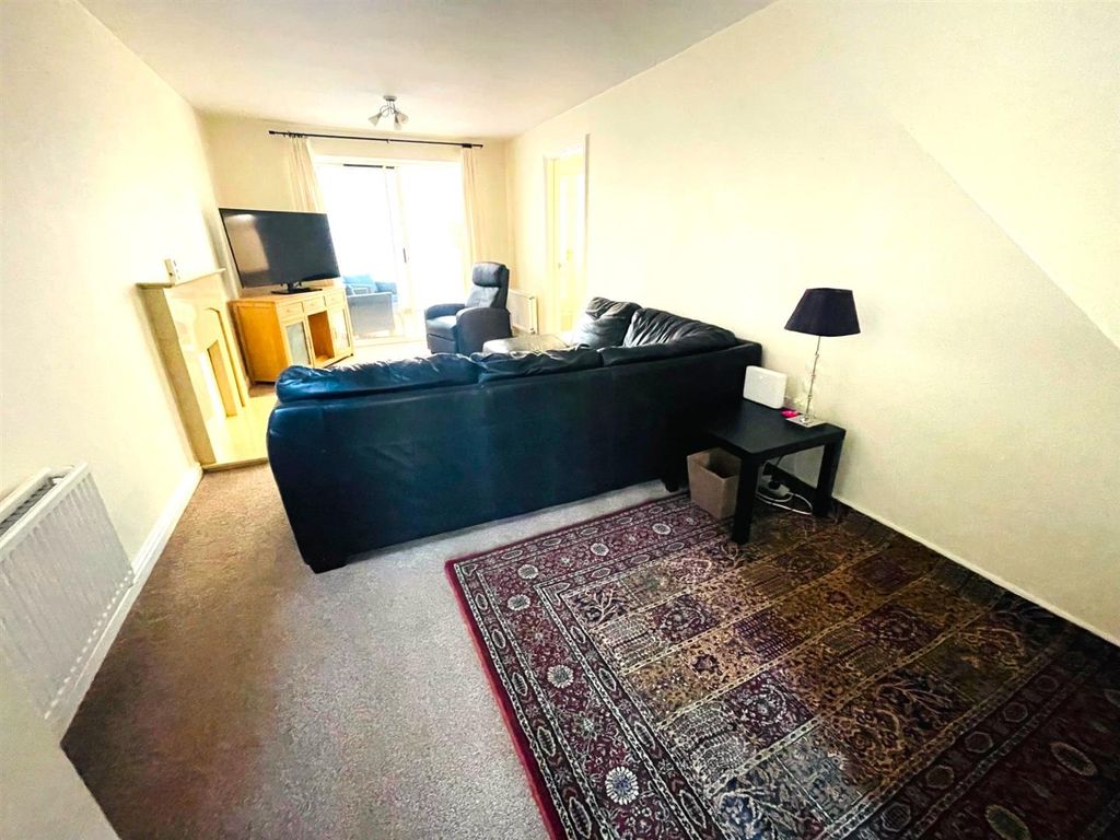 Property photo 3 of 30