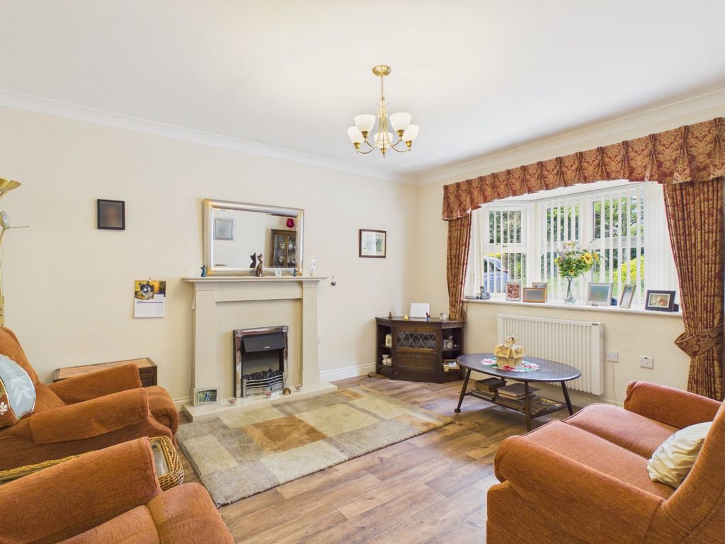 Property photo 3 of 19 5107568