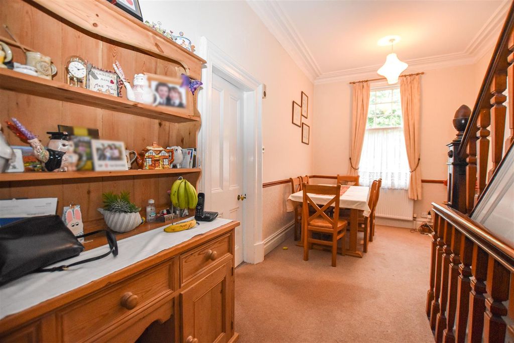 Additional image 6 of 4 bed maisonette for saleSouth Lane, Hessle HU13