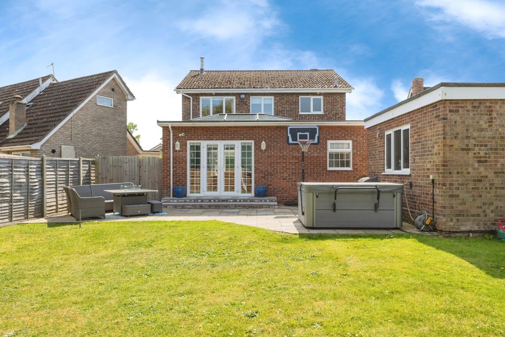 Property photo 1 of 17 Photo