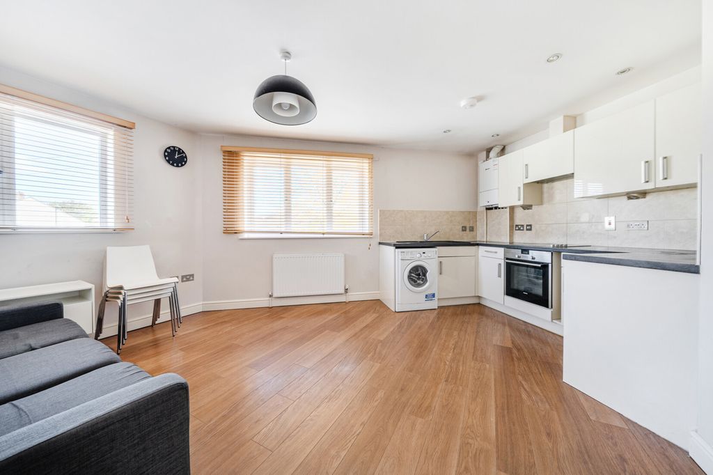 Property photo 3 of 14 Reception/Kitchen