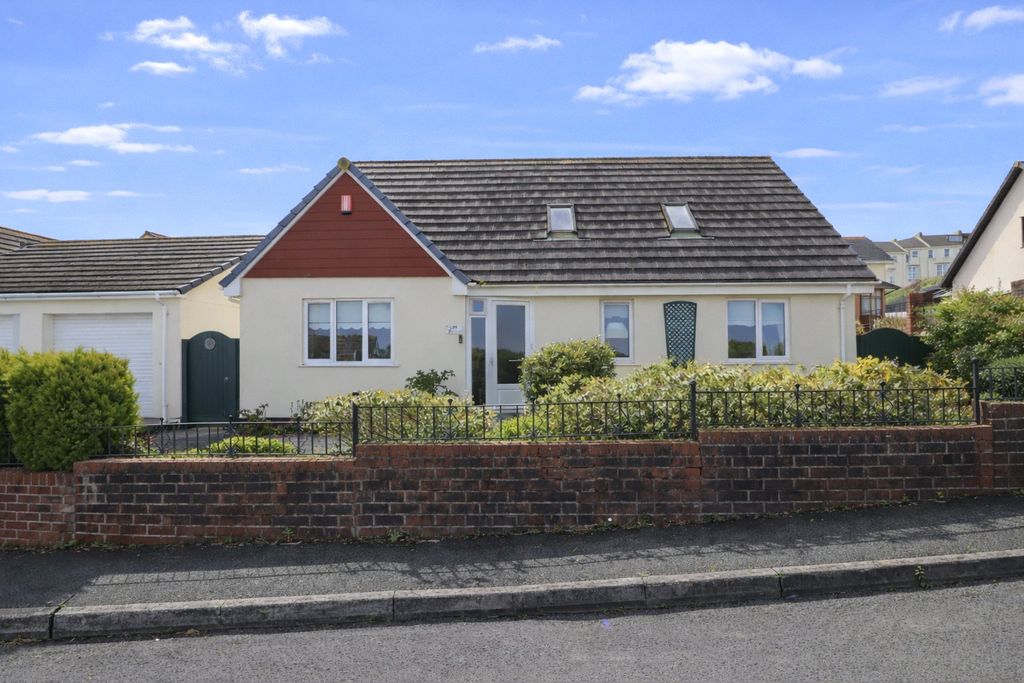 Property photo 1 of 22 1 - Picture No. 04