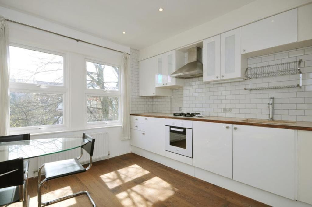 Property photo 1 of 4