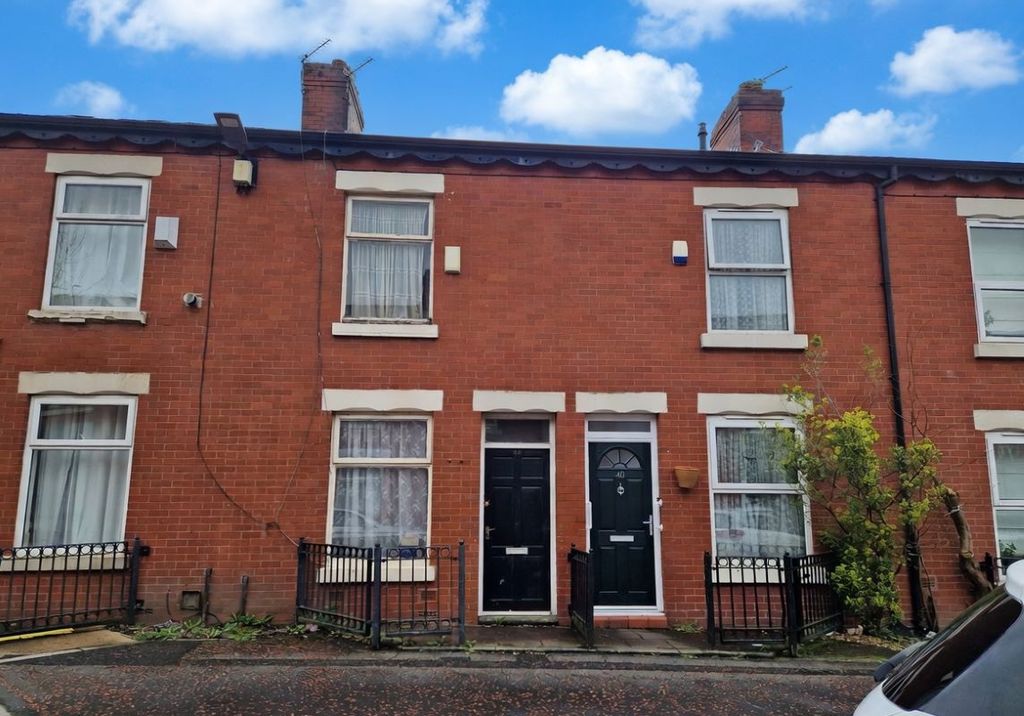 Property photo 1 of 1