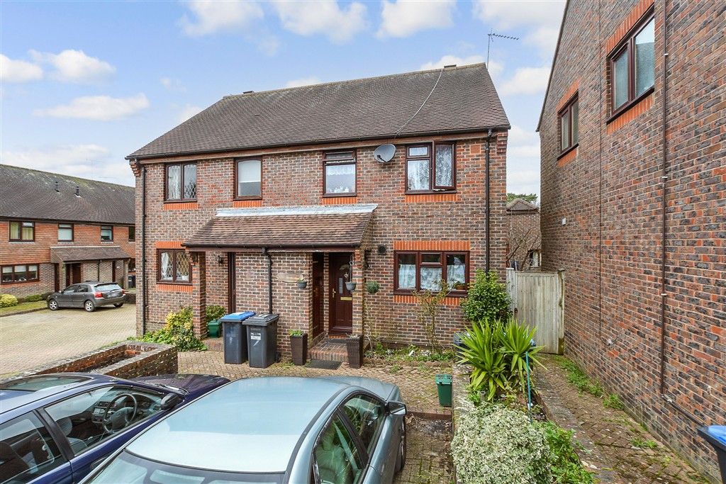 Property photo 1 of 9 External (Web)