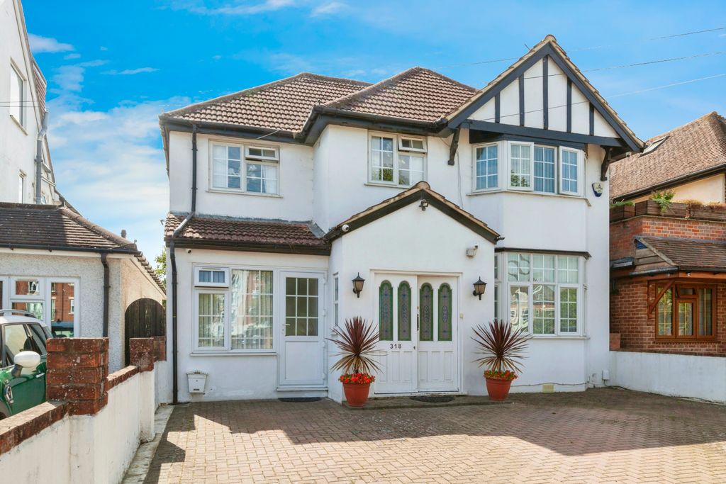Property photo 1 of 15