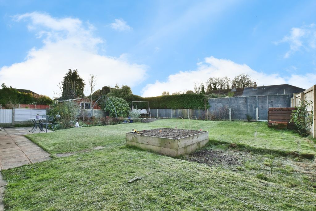 Property photo 3 of 26 Outside