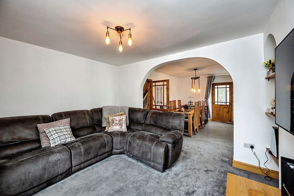 Property photo 2 of 15 Photography