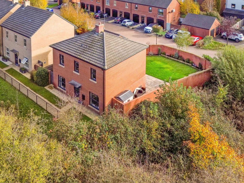Property photo 1 of 34 Rear Garden