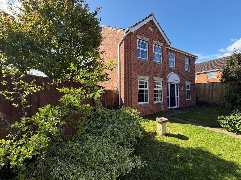 Property photo 1 of 25 Front