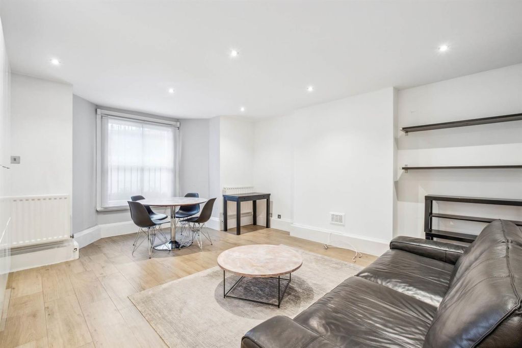 Property photo 2 of 8 Reception A, Kings Road, Eden Harper Sw11
