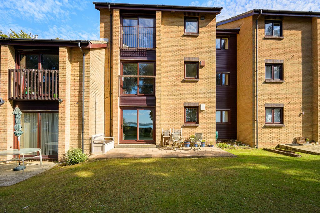 Property photo 1 of 21