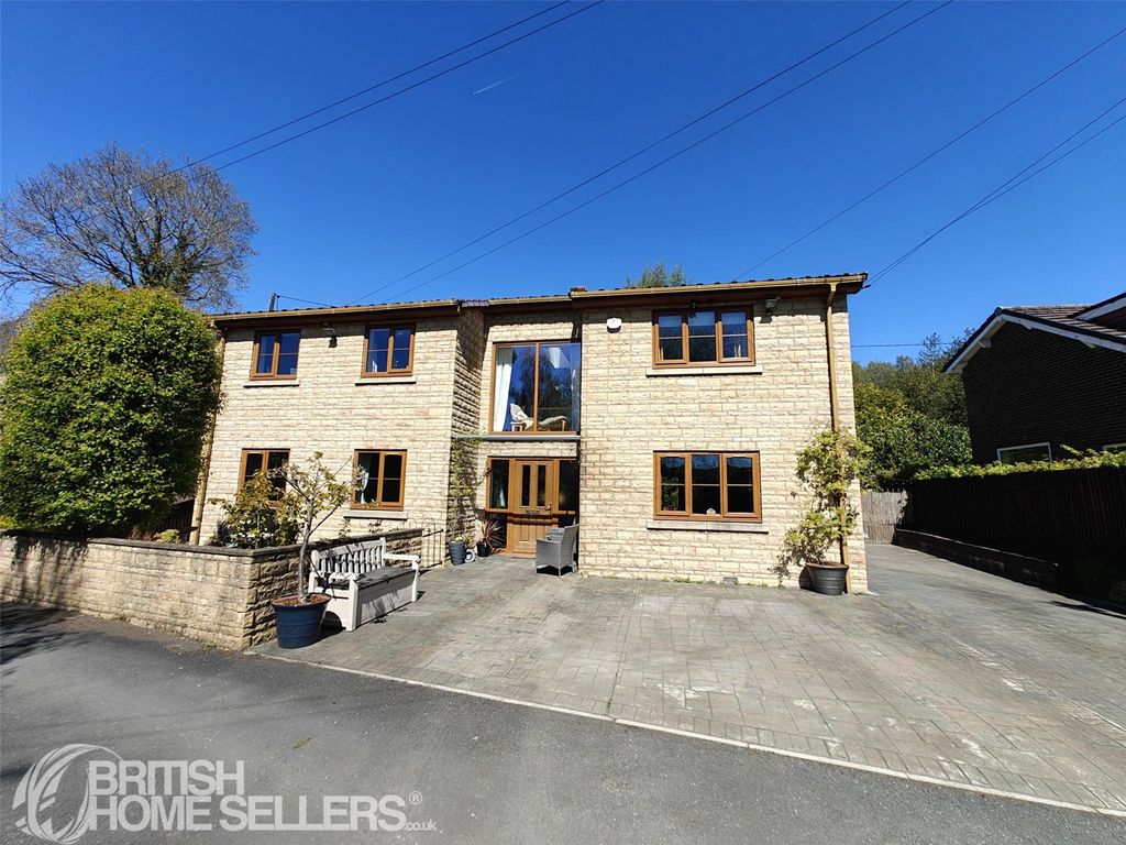 Property photo 1 of 29 Picture No. 05