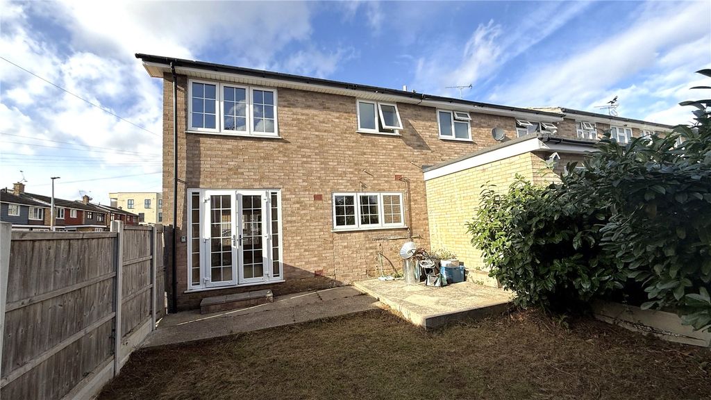 Property photo 3 of 21 Picture No. 18