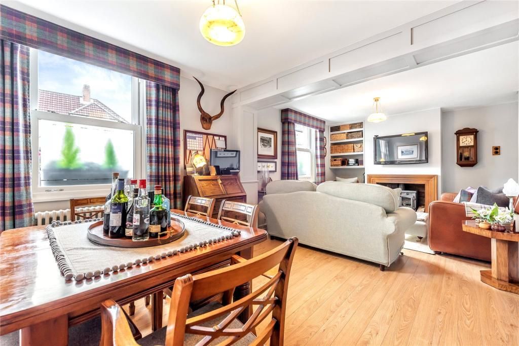 Property photo 3 of 14