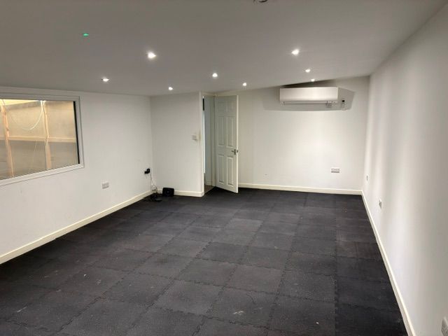 Property photo 3 of 3