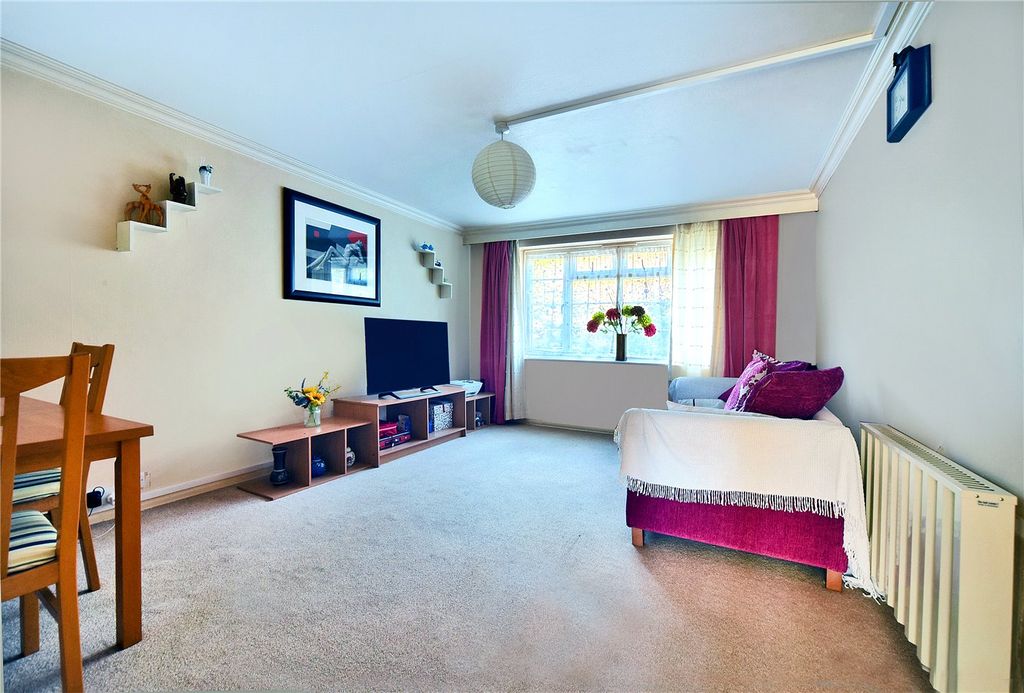 Property photo 2 of 12 Picture No. 02