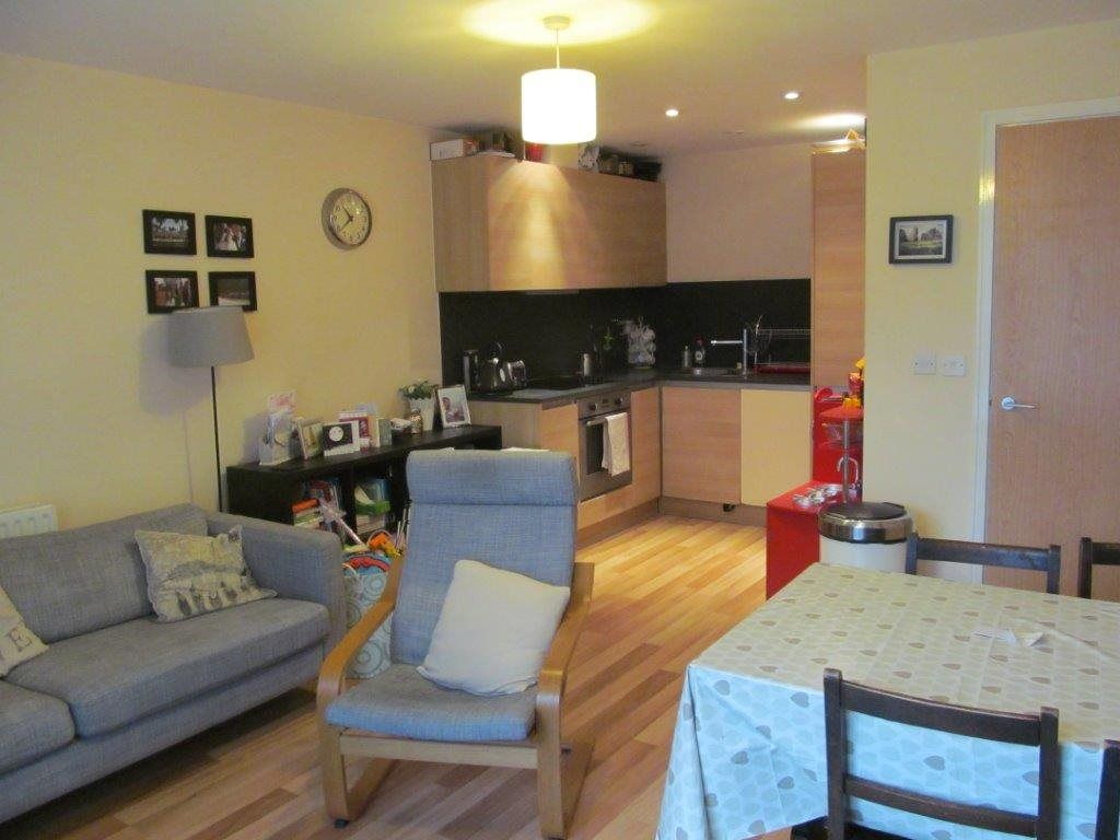 Property photo 2 of 7 Lounge