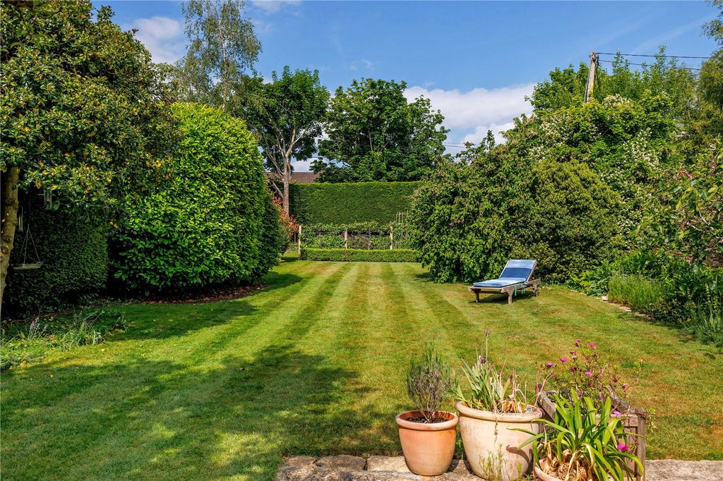 Property photo 3 of 25 Rear Garden