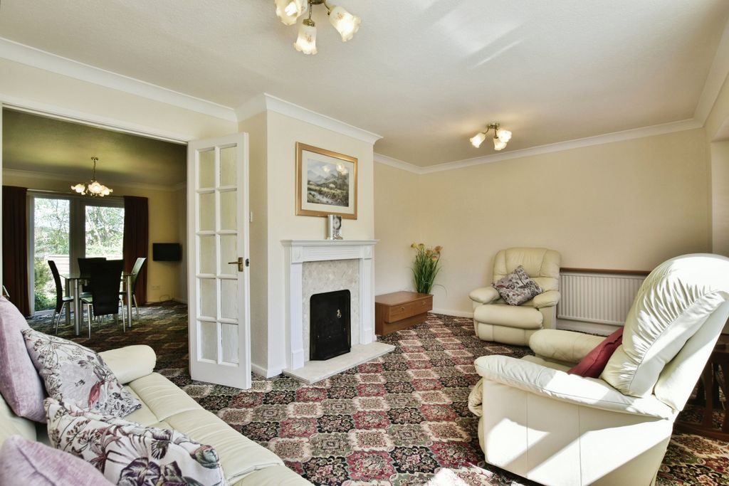 Property photo 2 of 15