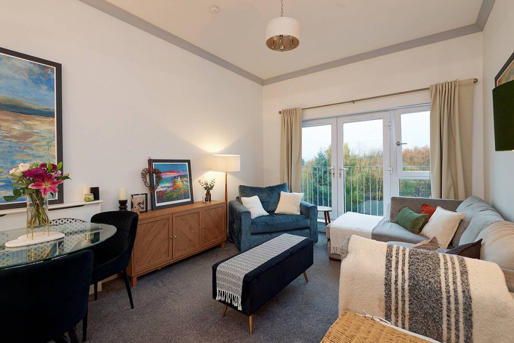 Property photo 2 of 14