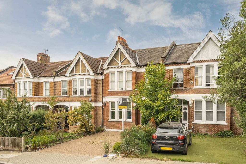 Property photo 1 of 7
