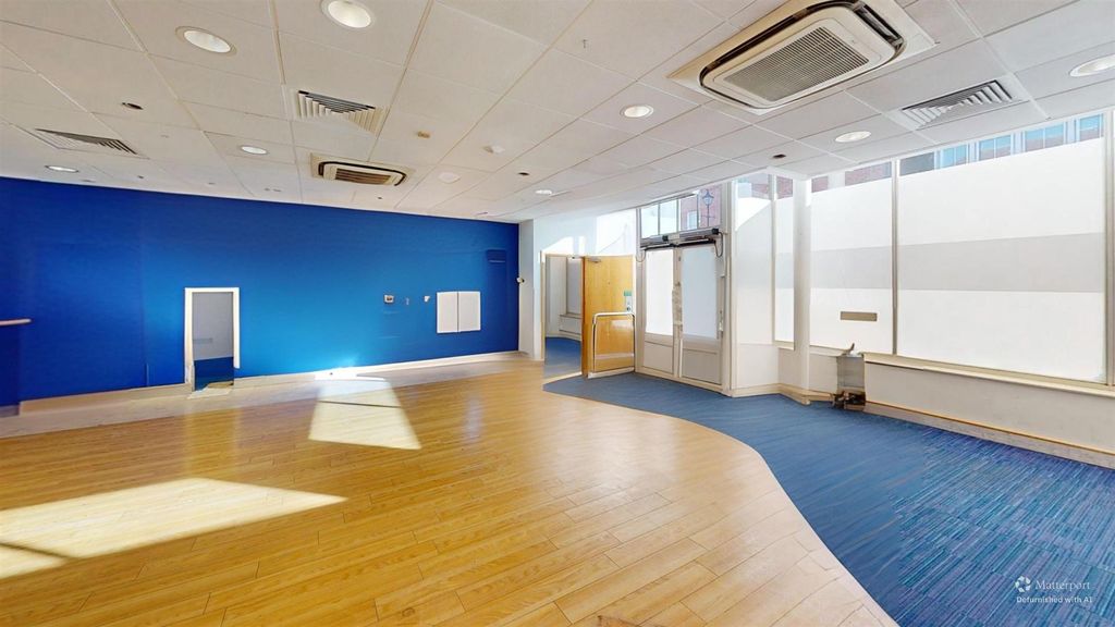 Property photo 3 of 12 87-High-Street-Photo-2-Defurnished.Jpg