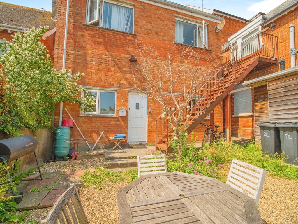 Property photo 2 of 17 Photo