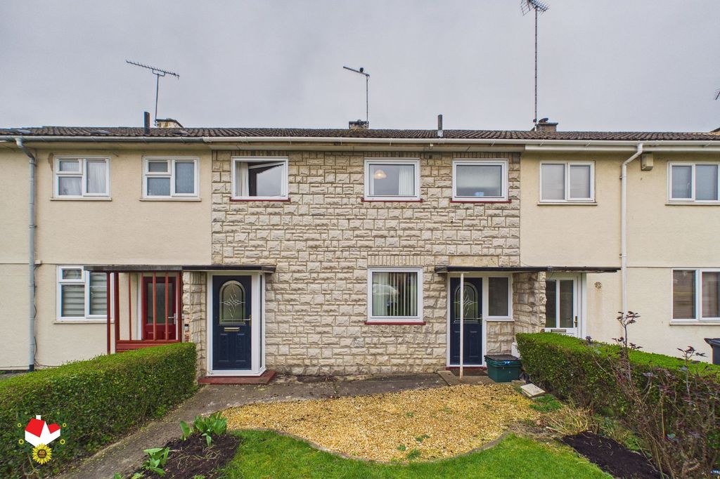 Property photo 1 of 13