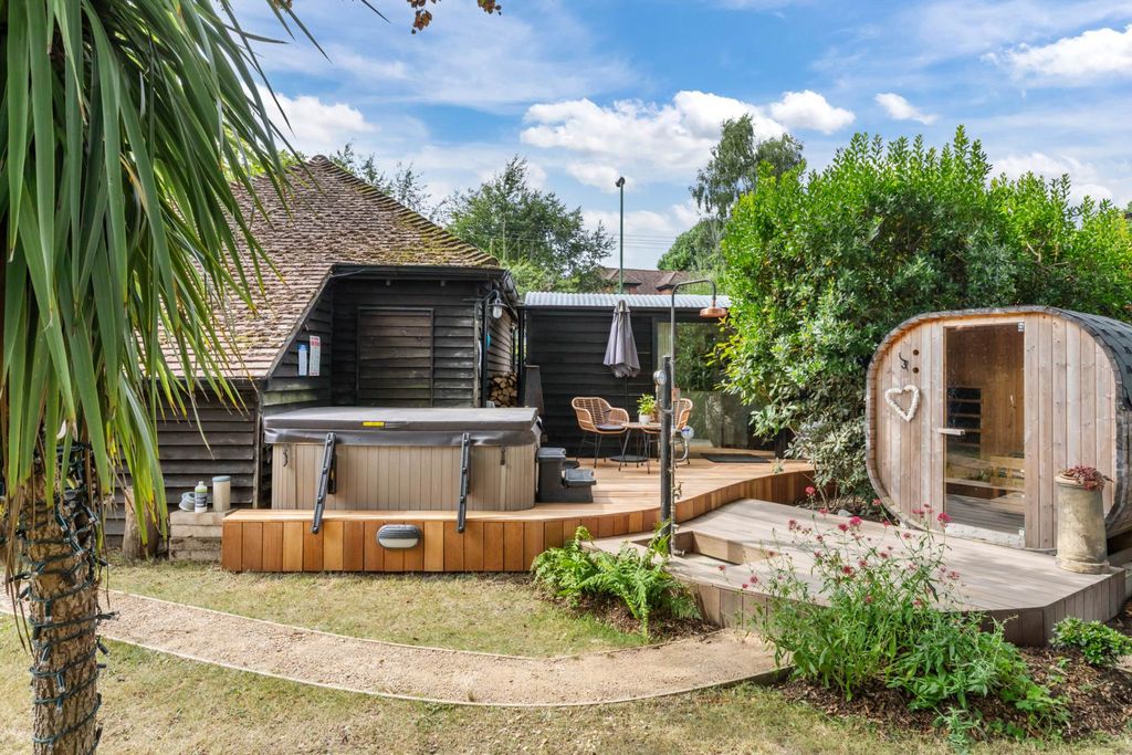 Property photo 2 of 57