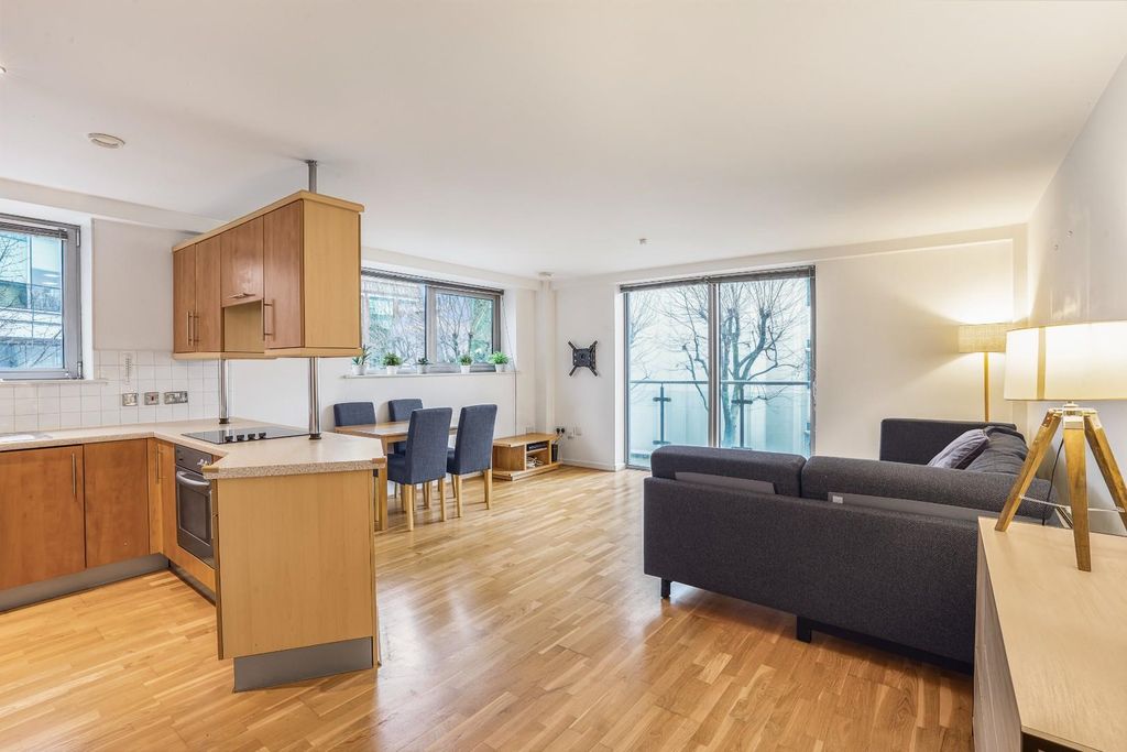 Property photo 2 of 14 2.Jpg