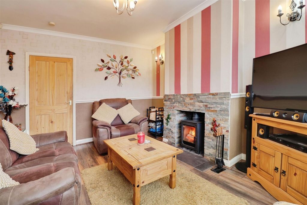 Property photo 3 of 17 1963Be8c-Img_0538-Img_0540.Jpg