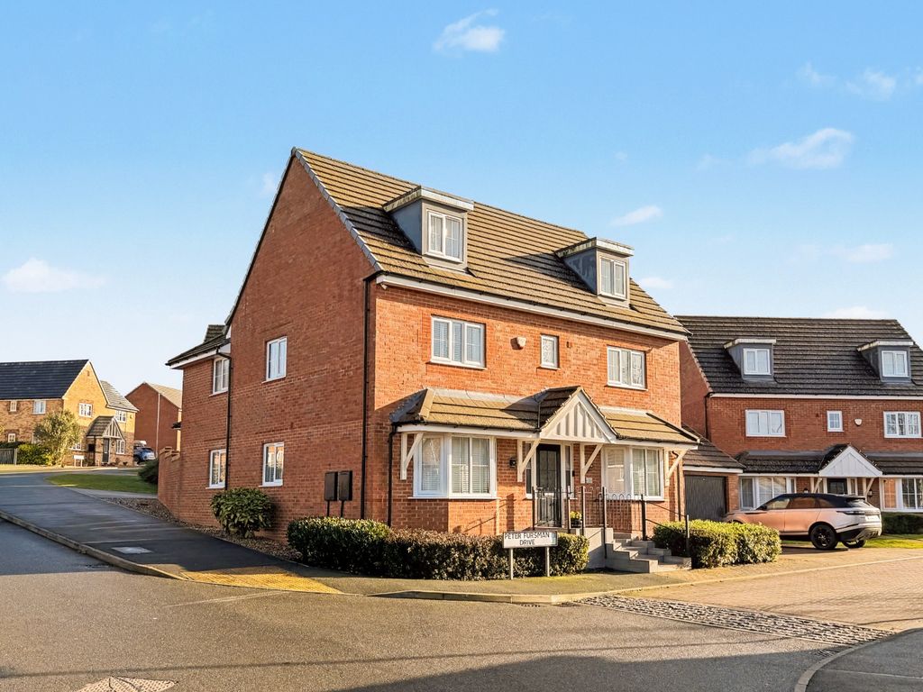 Property photo 1 of 71 4591651