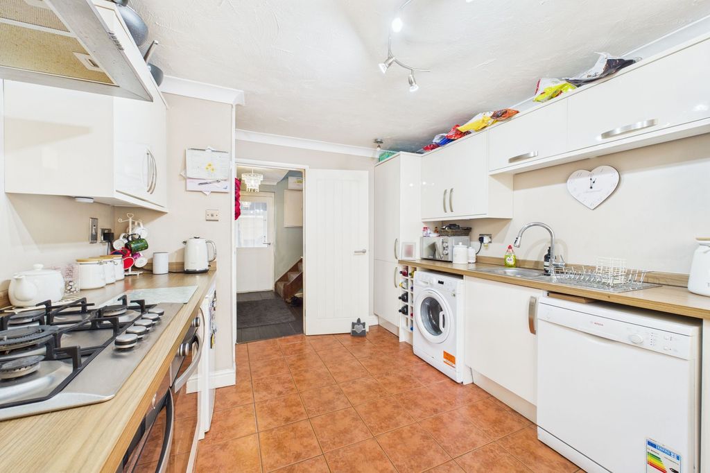 Property photo 3 of 16